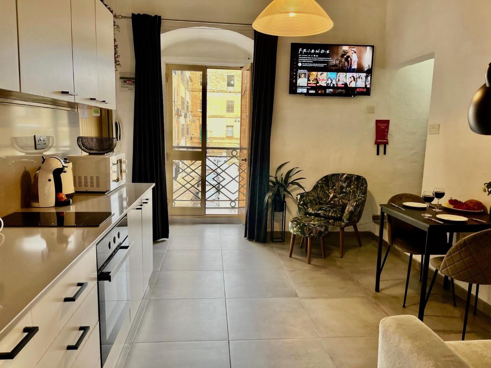 Cozy Flat. Swim Beach 2 Minutes Walk. The Old Valletta Mcri1-1 المظهر الخارجي الصورة